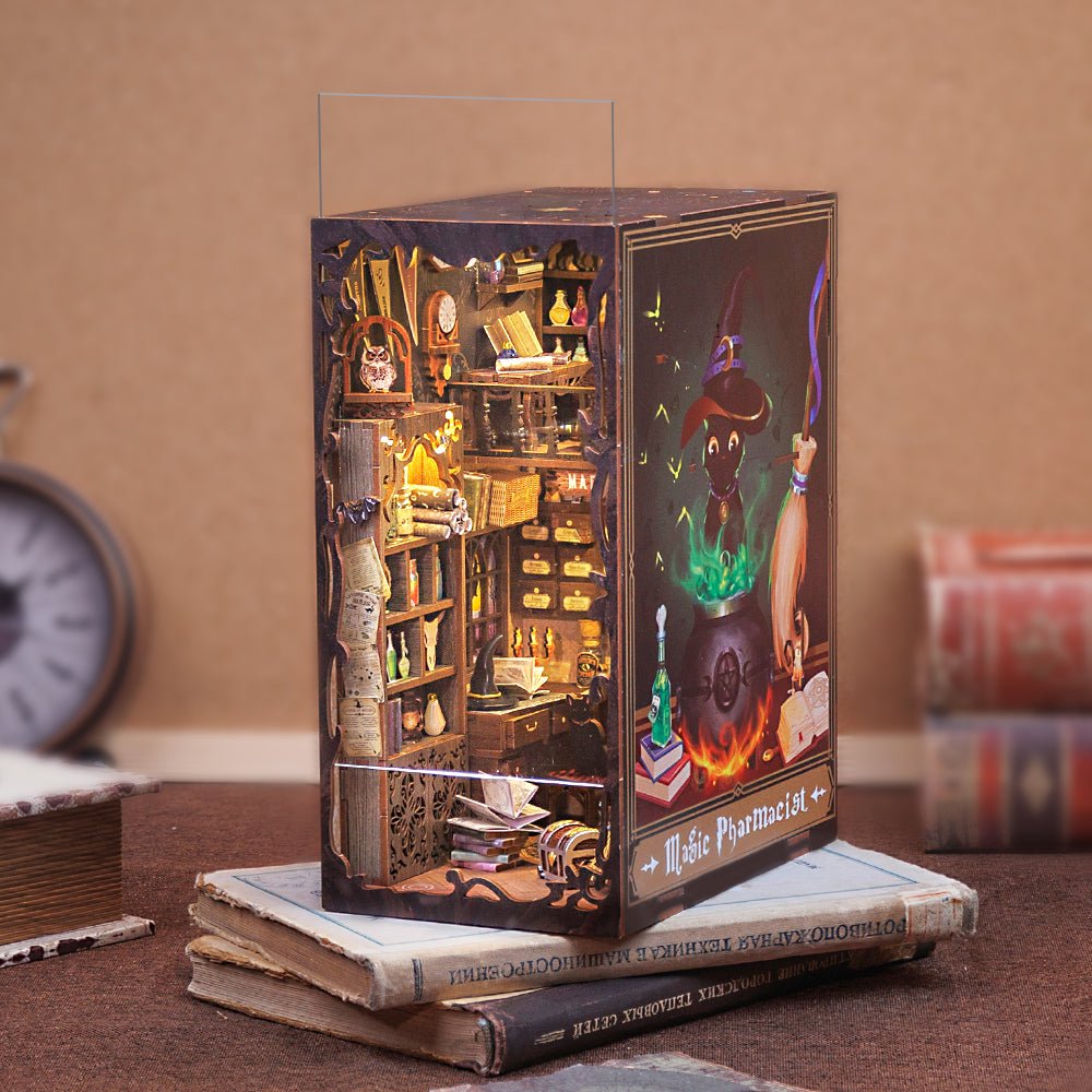 Magic Pharmacist DIY Book Nook - ienucl