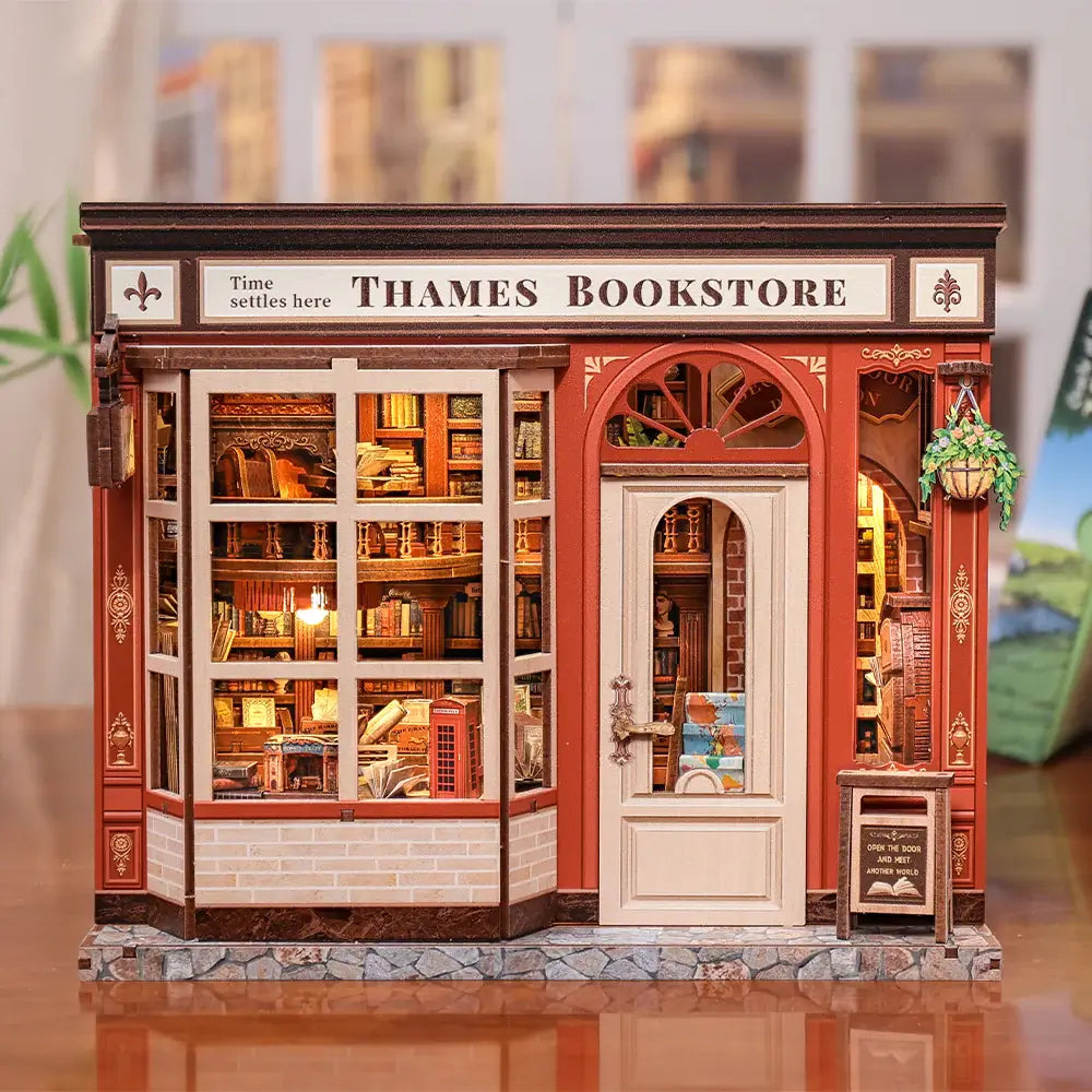 
                          Thames Bookstore
                        