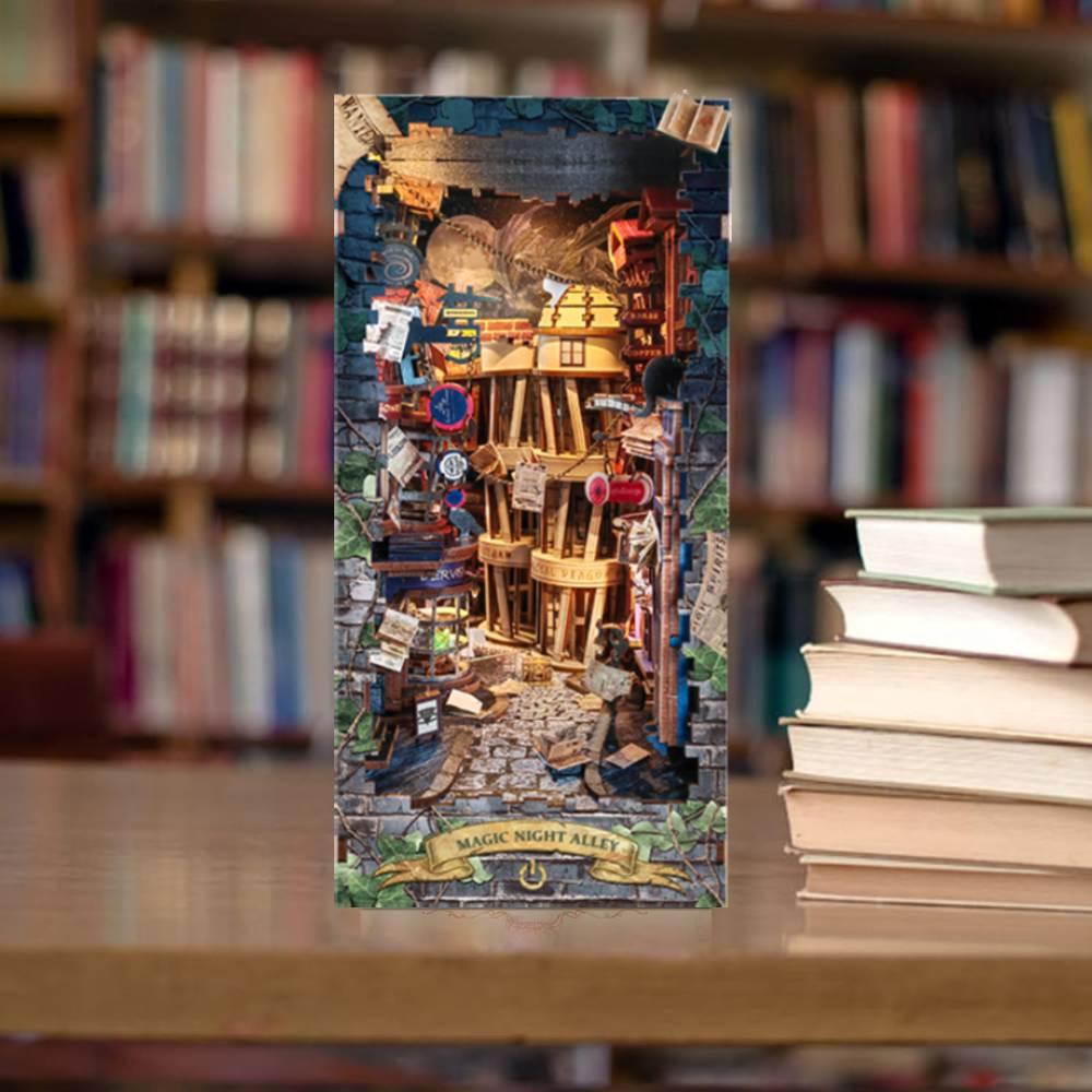 Be Captivated by the Miniature Magic of a 'Harry Potter' Book Nook